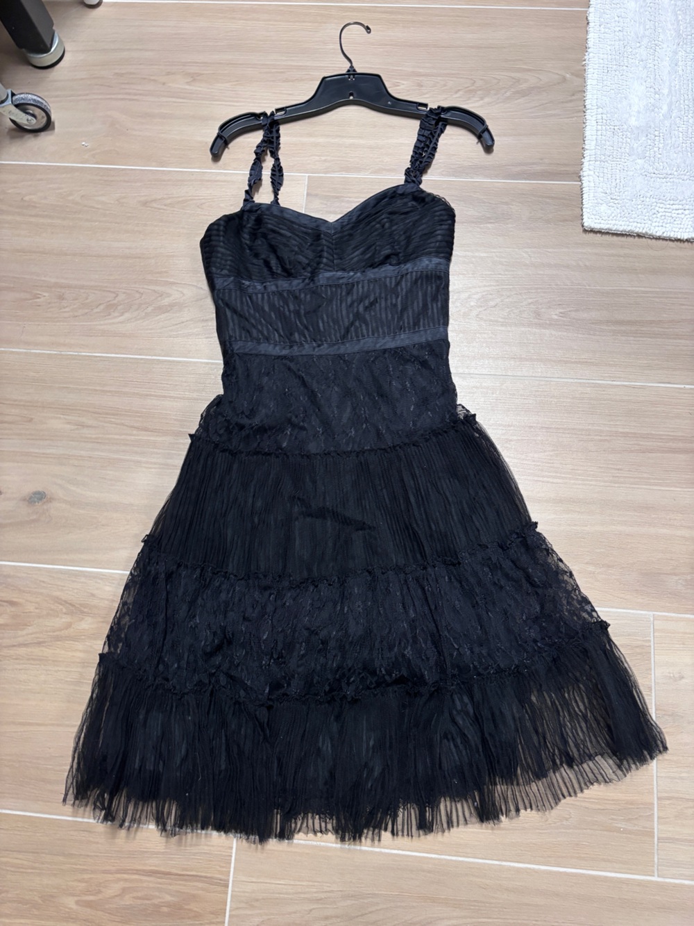 ANTONIO MELANI Black Strapless Lace & Pleated Cocktail Dress